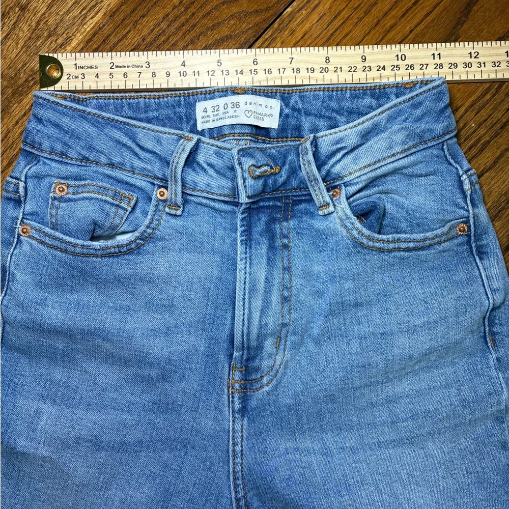 Primark Denim Co Womens High Waisted Straight Leg Jeans Light Wash Blue Size 0 - Picture 3 of 5
